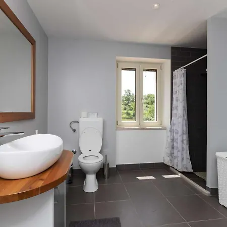 Viscum In Istria For 8 Persons With Large Garden - Pet Friendly *