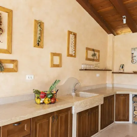 Viscum In Istria For 8 Persons With Large Garden - Pet Friendly * Pazin