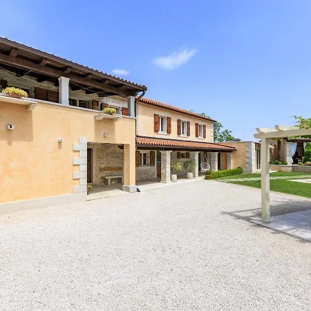 Viscum In Istria For 8 Persons With Large Garden - Pet Friendly * Pazin
