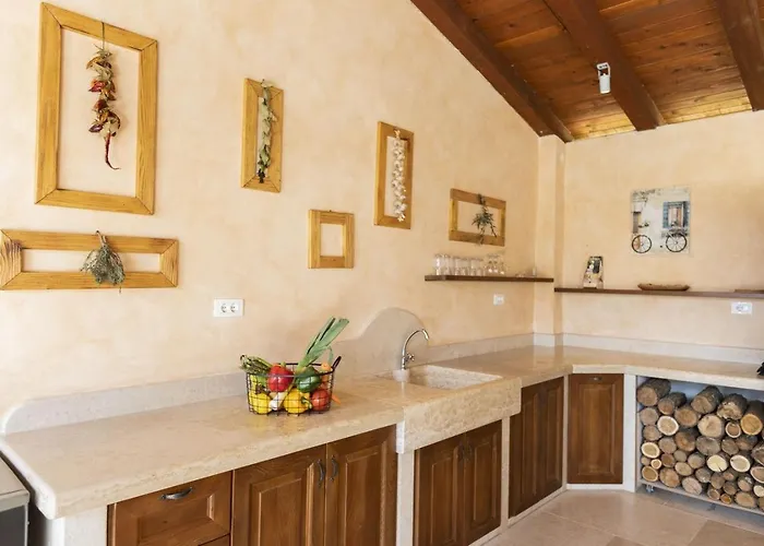 Viscum In Istria For 8 Persons With Large Garden - Pet Friendly * Pazin