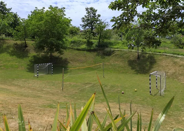 Villa Viscum In Istria For 8 Persons With Large Garden - Pet Friendly *